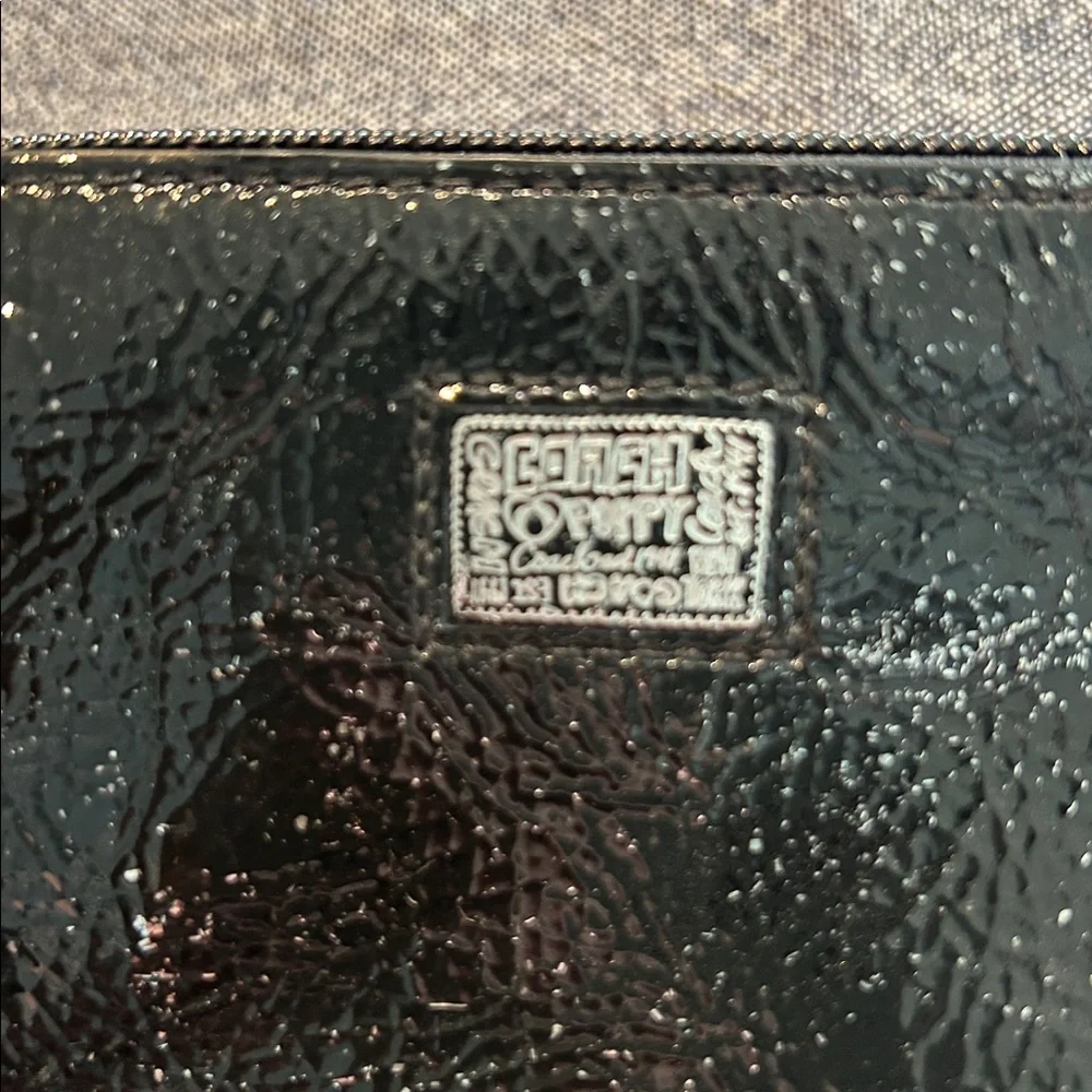 Coach Black Metallic Textured Leather Wristlet – Heart Lining, Zip Pouch